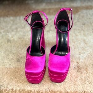 V Silky Platform Heels